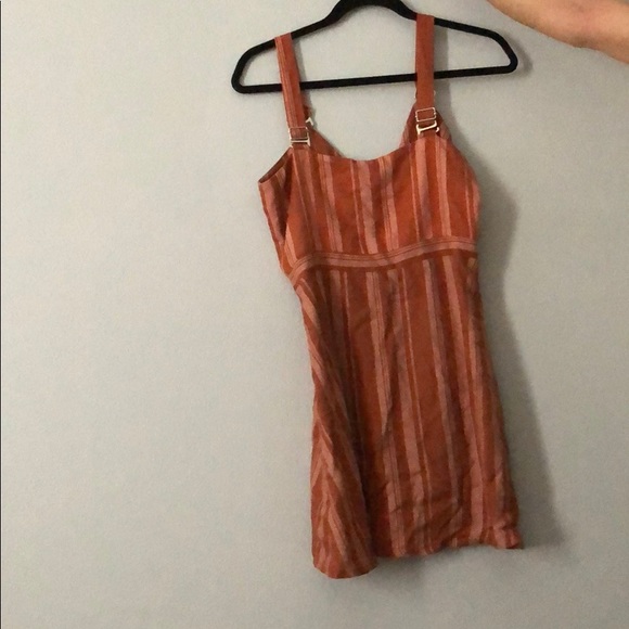 Light orange button up dress - Picture 2 of 3